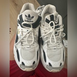 Adidas Astir Sneakers   Women  size 8.5. Used